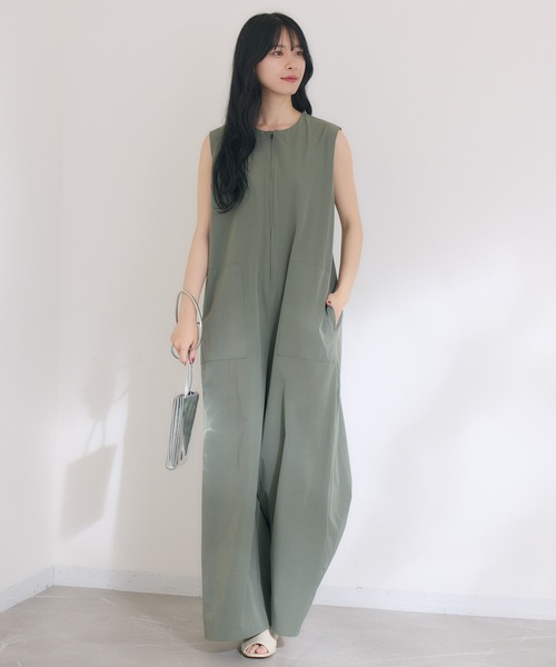 KATHARINE ROSS（キャサリンロス）の「【KATHARINE ROSS】【接触冷感、撥水加工、防しわ】オールインワン（サロペット/オーバーオール・レディース・チャコールグレー/カーキ・MEDIUM）」の7枚目の写真