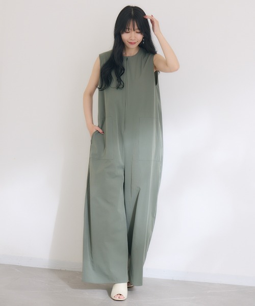 KATHARINE ROSS（キャサリンロス）の「【KATHARINE ROSS】【接触冷感、撥水加工、防しわ】オールインワン（サロペット/オーバーオール・レディース・チャコールグレー/カーキ・MEDIUM）」の6枚目の写真