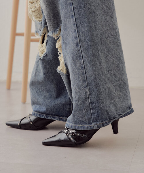 Chico（チコ）の「クロスベルトポインテッドミュール（サンダル）」 - WEAR