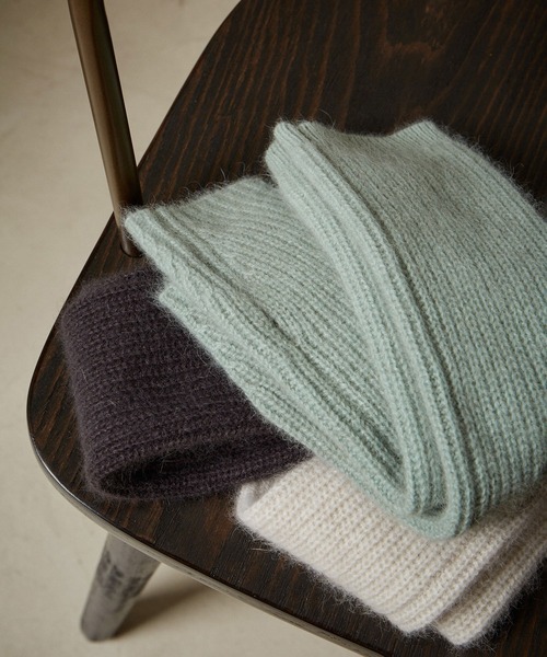 SALON adam et rope'（サロン アダム エ ロペ）の「フォックスウール片畦アームウォーマー（手袋・レディース・チャコールグレー/ホワイト系その他5/グリーン系その他・FREE）」の5枚目の写真