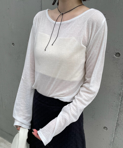 mline（エムライン）の「[mline]スリットシアーロンT（Tシャツ/カットソー・レディース・オフホワイト/ブルー/ブラック/イエロー・FREE）」の6枚目の写真