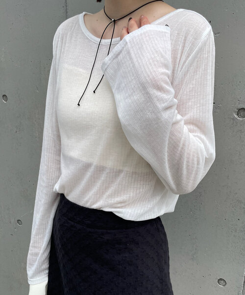 mline（エムライン）の「[mline]スリットシアーロンT（Tシャツ/カットソー・レディース・オフホワイト/ブルー/ブラック/イエロー・FREE）」の7枚目の写真