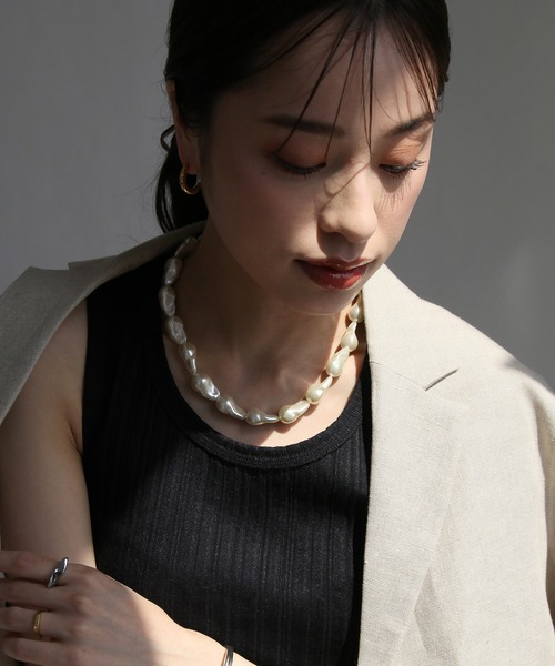 abaskdesign(アバスクデザイン)の「金属アレルギー対応 フープステンレスピアス(ピアス(両耳用)・レディース・シルバー/ゴールド/ゴールド系その他・FREE)」の9枚目の写真
