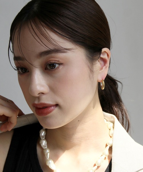 abaskdesign(アバスクデザイン)の「金属アレルギー対応 フープステンレスピアス(ピアス(両耳用)・レディース・シルバー/ゴールド/ゴールド系その他・FREE)」の10枚目の写真