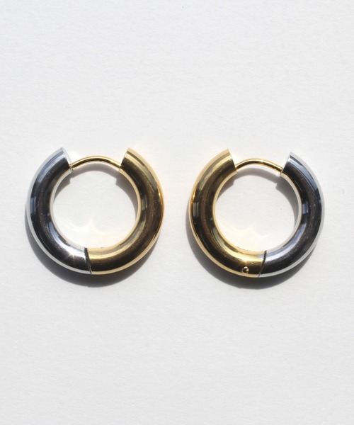 abaskdesign(アバスクデザイン)の「金属アレルギー対応 フープステンレスピアス(ピアス(両耳用)・レディース・シルバー/ゴールド/ゴールド系その他・FREE)」の13枚目の写真