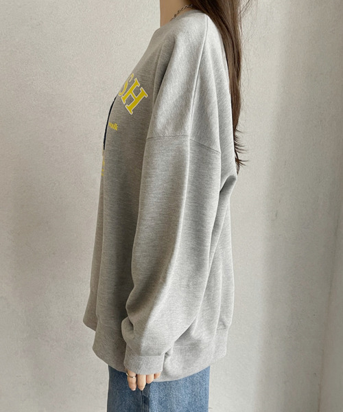 Eclat one（エクラワン）の「【Eclat one】サガラ刺繍 ドッグ カレッジロゴデザイン 裏毛スウェット（スウェット・レディース・グレー/ダークグリーン/ブラック/バーガンディー・FREE）」の8枚目の写真