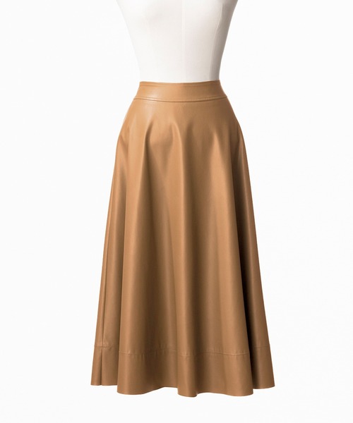 STRAWBERRY-FIELDS（ストロベリーフィールズ）の「エコライトレザー_エコレザーフレアスカート（スカート・レディース・キャメル/カーキ/バーガンディー・2）」の4枚目の写真