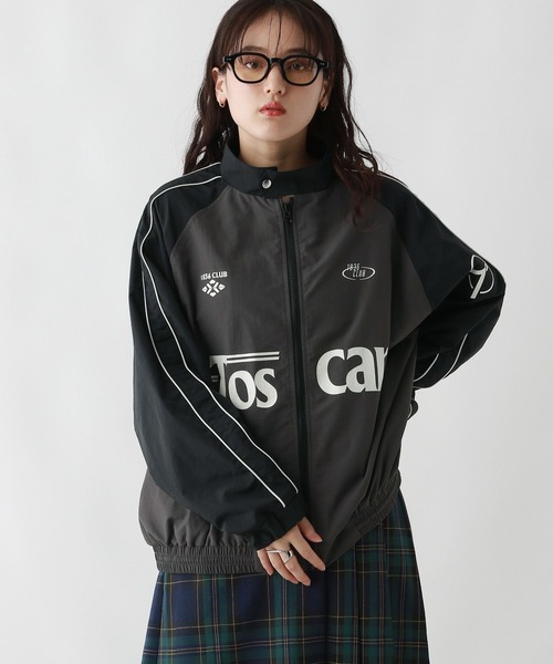 RAGEBLUE（レイジブルー）の「ルーズシルエット/スタンドネックバイカーナイロンジャケット（ブルゾン・レディース・ブラック系/グレー系1/ブラック・FREE）」の2枚目の写真