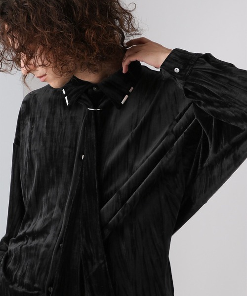 HARE（ハレ）の「ベロアパーツボウタイシャツ(HARE)（シャツ/ブラウス・メンズ・ブラック/グレー・FREE）」の2枚目の写真