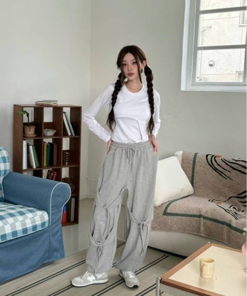 Y2K SYNAPSE FACTORY（ワイツーケー シナプスファクトリー）の「【コットン】リボンスウェットジョガーパンツ（スウェットパンツ・レディース・グレー/ブラック・FREE）」の9枚目の写真