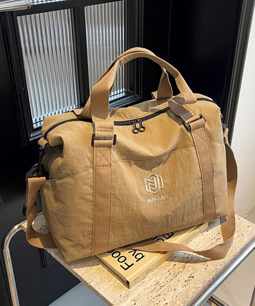 florist(フローリスト)の「【2WAY・大容量】ワントーンカラーナイロンボストンバッグ/トラベルバッグ(ボストンバッグ・レディース・オフホワイト/ライトブラウン/ブラック/ライトグレー/ピンク/グリーン・FREE)」の18枚目の写真