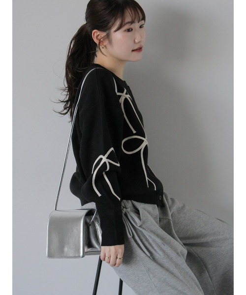 ehka sopo(エヘカソポ)の「リボンコード刺繍カーディガン(カーディガン/ボレロ・レディース・ブラック/グレー/キナリ・F)」の14枚目の写真