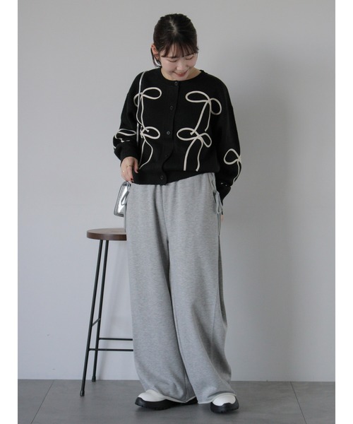 ehka sopo(エヘカソポ)の「リボンコード刺繍カーディガン(カーディガン/ボレロ・レディース・ブラック/グレー/キナリ・F)」の17枚目の写真