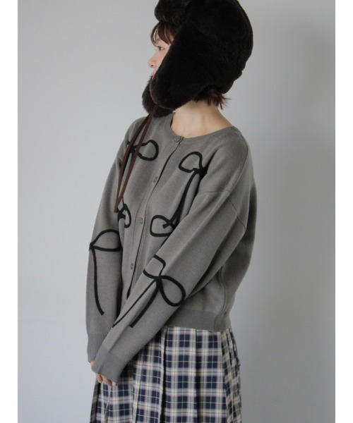 ehka sopo(エヘカソポ)の「リボンコード刺繍カーディガン(カーディガン/ボレロ・レディース・ブラック/グレー/キナリ・F)」の21枚目の写真
