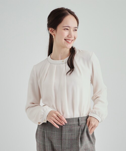 DRESKIP（ドレスキップ）の「◆あったか裏地 配色バンドカラーブラウス【SHOO WARM】（シャツ/ブラウス・レディース・ホワイト系3/ブラック系/オフホワイト/ピンク・04/02/03）」の5枚目の写真