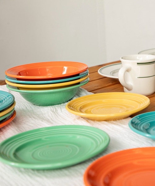 アメリカのプロフェッショナルな食器ブランド《TUXTON