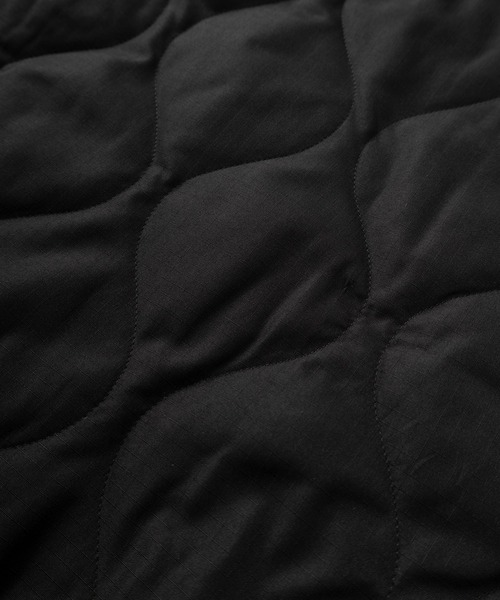 TAION（タイオン）の「【TAION/タイオン】ミリタリー  キルティング ダウンフーディー/ プルオーバー/ ミリタリーブルゾン/ハーフボタン パーカー/ユニセックス（ブルゾン・メンズ・ブラック/ダークオリーブ/ネイビー・M/L/XL）」の4枚目の写真