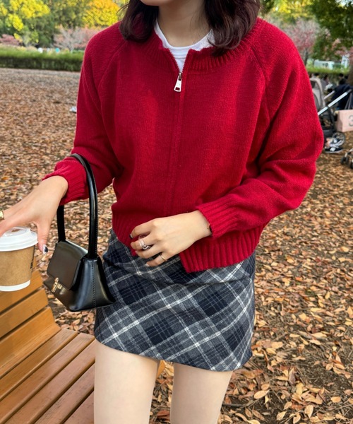 efill(エフィル)の「秋冬 レトロ チェック ハイウエスト スカート(スカート・レディース・ブラック・FREE)」の16枚目の写真