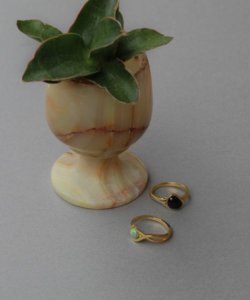 NOIR DE POUPEE（ノワールドプーペ）の「【WEB限定】silver925 ブラックオニキス ビーンズリング（リング・レディース・ゴールド/シルバー/オレンジ/ネイビー/グリーン/ピンク・#15/#13/#11/#9/#17）」の8枚目の写真