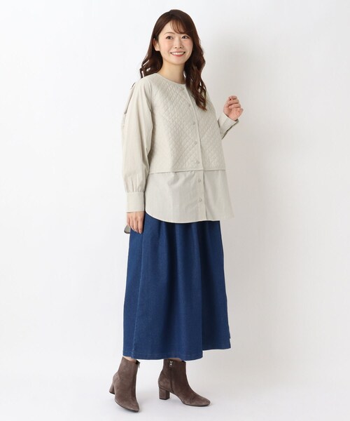 one'sterrace(ワンズテラス)の「キルトベストレイヤード風チュニックシャツ(シャツ/ブラウス・レディース・ライトグレー系8/ブラック系8/アイボリー系8・02)」の6枚目の写真