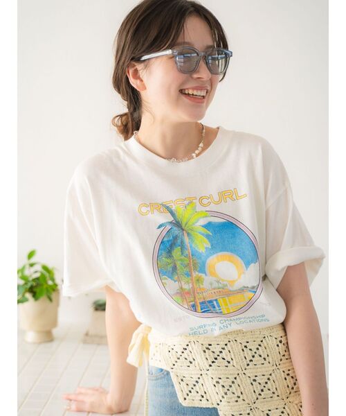 Ungrid(アングリッド)の「CREST CURLロゴTee(Tシャツ/カットソー・レディース・ブルー/オフホワイト/レッド・FREE)」の4枚目の写真