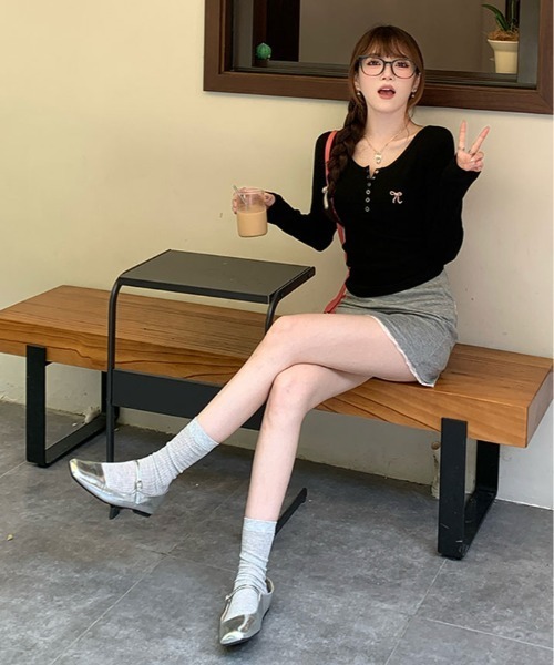 kirakiraShop(キラキラショップ)の「リボン 刺繍 ヘンリーネック ロング Tシャツ(Tシャツ/カットソー・レディース・ホワイト/ブルー/グリーン/杢グレー/クリーム/ブラック・FREE)」の21枚目の写真