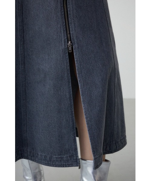 AZUL by moussy(アズールバイマウジー)の「AZUL DENIM ダブルウエストキャミワンピース(ワンピース・レディース・ライトブラック/ワンウォッシュ・SMALL/MEDIUM)」の12枚目の写真