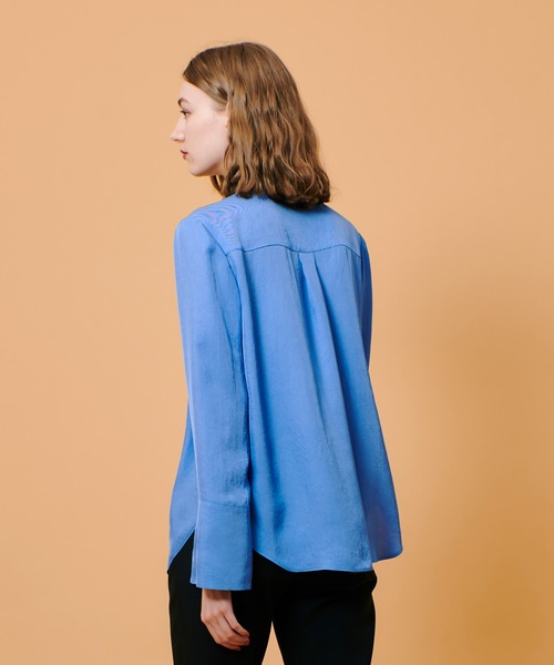 美品 allureville フリュイドオーバーラップブラウス フリュイドオーバーラップブラウス|allureville OFFICIAL SITE