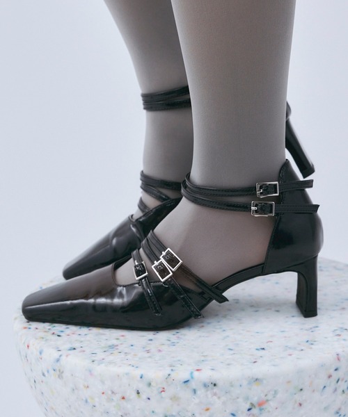 EIMY ISTOIRE（エイミーイストワール）の「ストラップパンプス（パンプス・レディース・ブラック/レッド・S/M/L）」の3枚目の写真