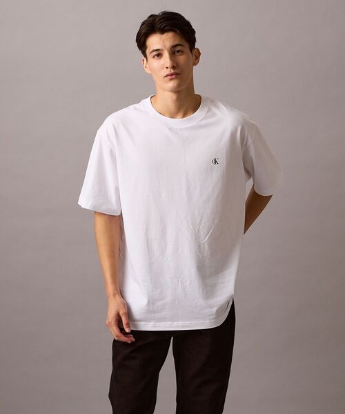 Calvin Klein(カルバン・クライン)の「【ユニセックス】バックロゴ ショートスリープ Tシャツ(Tシャツ/カットソー・メンズ・ベージュ/ブラック/ホワイト・S/XL/L/M/XS)」の11枚目の写真