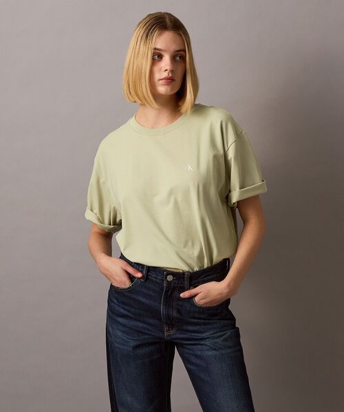 Calvin Klein(カルバン・クライン)の「【ユニセックス】バックロゴ ショートスリープ Tシャツ(Tシャツ/カットソー・メンズ・ベージュ/ブラック/ホワイト・S/XL/L/M/XS)」の3枚目の写真
