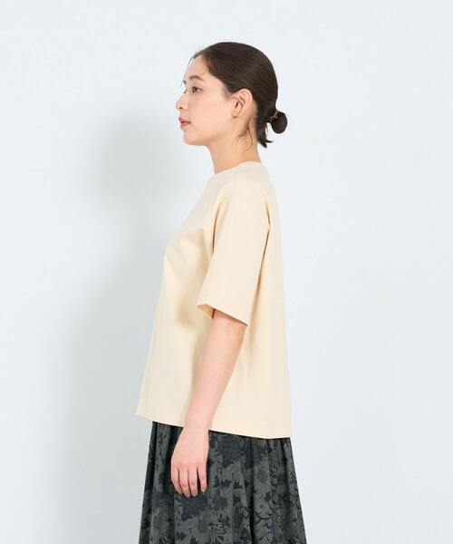 ADIEU TRISTESSE（アデュートリステス）の「花言葉プリントT（Tシャツ/カットソー・レディース・チャコールグレー/アイボリー/ベージュ/イエロー/ピンク・FREE）」の13枚目の写真