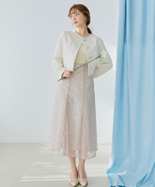 SWINGLE（スウィングル）の「パウダリーラメツイードブレードノーカラージャケット（ノーカラージャケット・レディース・アイボリー/ベージュ/ブラック・SMALL/MEDIUM）」の7枚目の写真