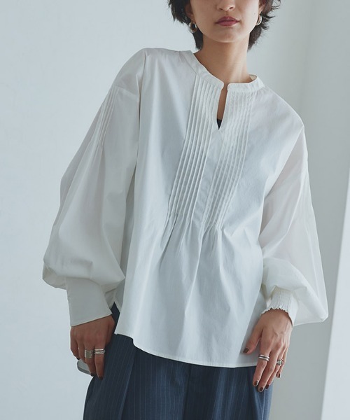 RASW（ラス）の「[RASW]キーネックボリュームスリーブブラウス（シャツ/ブラウス・レディース・ネイビー/オフホワイト/ブラック・M/L）」の2枚目の写真