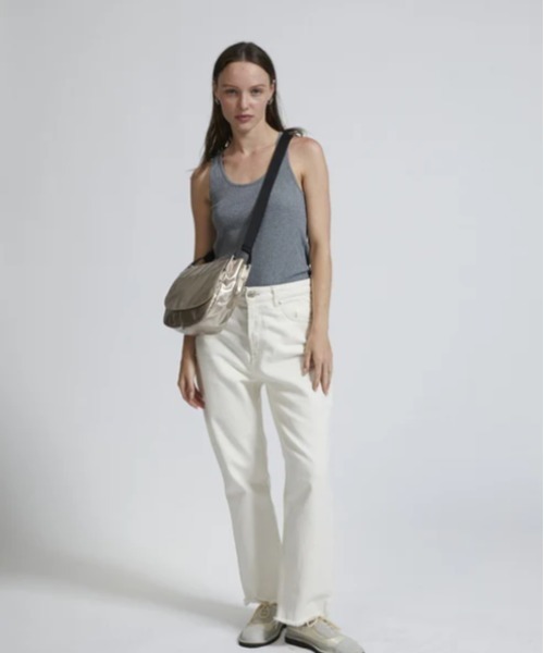 Jack Gomme（ジャックゴム）の「【JACK GOMME/ジャックゴム】ショルダーバッグ ボディーバッグ メッセンジャー バッグ NICO（ショルダーバッグ・レディース・カーキ/ゴールド/ブラック/ガンメタ/ホワイト/レッド/ブルー/ライトブルー・FREE）」の19枚目の写真