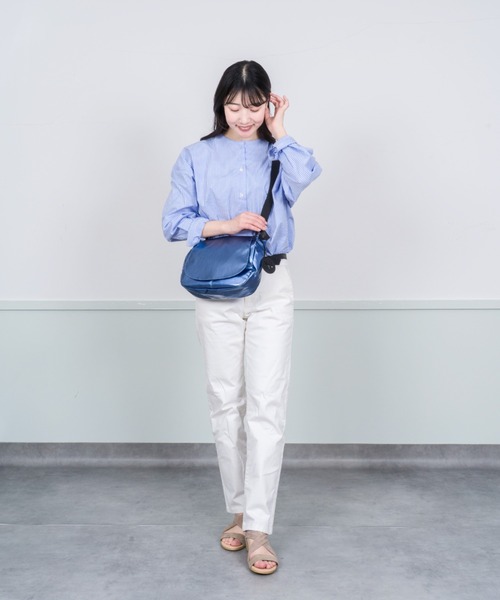 Jack Gomme（ジャックゴム）の「【JACK GOMME/ジャックゴム】ショルダーバッグ ボディーバッグ メッセンジャー バッグ NICO（ショルダーバッグ・レディース・カーキ/ゴールド/ブラック/ガンメタ/ホワイト/レッド/ブルー/ライトブルー・FREE）」の22枚目の写真