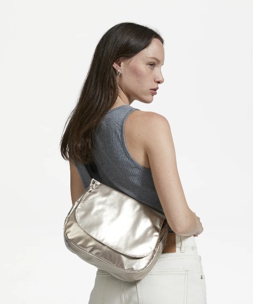 Jack Gomme（ジャックゴム）の「【JACK GOMME/ジャックゴム】ショルダーバッグ ボディーバッグ メッセンジャー バッグ NICO（ショルダーバッグ・レディース・カーキ/ゴールド/ブラック/ガンメタ/ホワイト/レッド/ブルー/ライトブルー・FREE）」の17枚目の写真