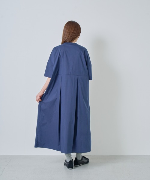 Kelen（ケレン）の「「KELEN / ケレン」 フリルデザインVネックワンピース RIFFEW（ワンピース・レディース・ライトグリーン/ネイビー/グレー/ブラック・S/M）」の11枚目の写真