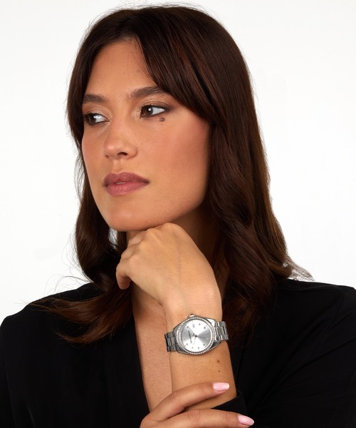 KARL LAGERFELD/カール・ラガーフェルド」ラウンド エッセンシャル