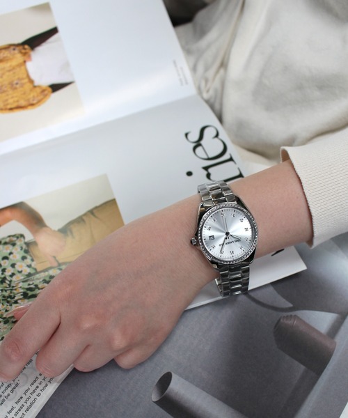 KARL LAGERFELD/カール・ラガーフェルド」ラウンド エッセンシャル