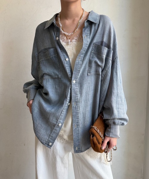 DouDou（ドゥドゥ）の「袖リブシアーデニムシャツ（シャツ/ブラウス・レディース・ブルー/サックスブルー/ブラック/ブルー系その他/ピンク/チャコールグレー・FREE）」の9枚目の写真