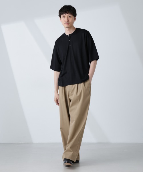 NANO universe(ナノユニバース)の「「ALL-DAYS COMFORT 100% WOOL」 ヘンリーネックTEE(Tシャツ/カットソー・メンズ・ブラック/カーキ・L/M/S)」の6枚目の写真