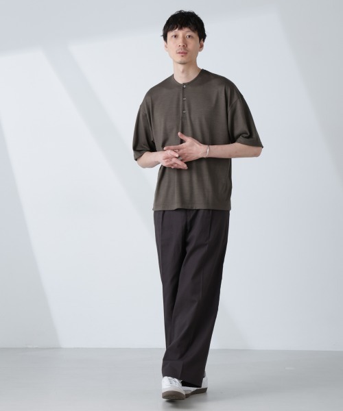 NANO universe(ナノユニバース)の「「ALL-DAYS COMFORT 100% WOOL」 ヘンリーネックTEE(Tシャツ/カットソー・メンズ・ブラック/カーキ・L/M/S)」の13枚目の写真