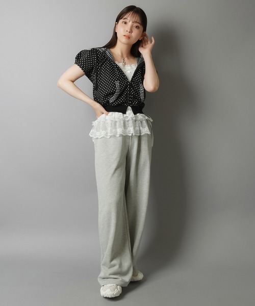 ボトムにレイヤードして一気に今っぽ！レース巻きスカート