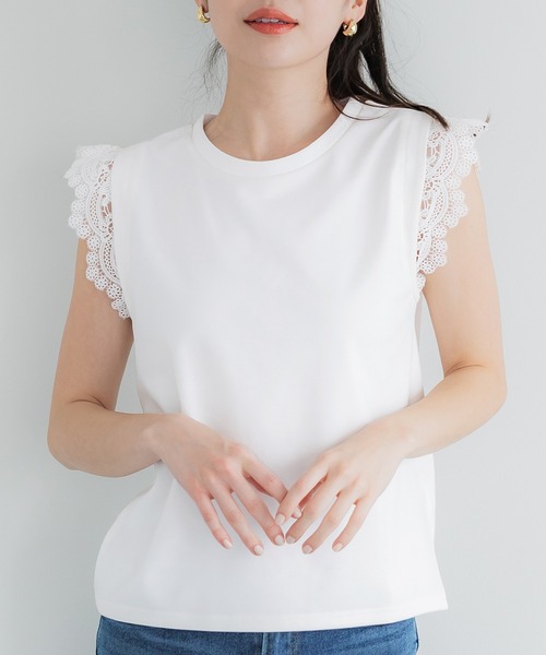 coca(coca)(コカ)の「肩レーストップス(Tシャツ/カットソー・レディース・ホワイト/ブラック・M/L/S)」の2枚目の写真