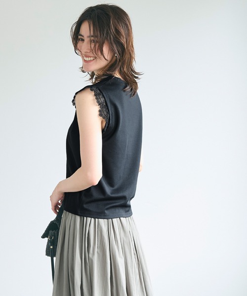 coca(coca)(コカ)の「肩レーストップス(Tシャツ/カットソー・レディース・ホワイト/ブラック・M/L/S)」の10枚目の写真
