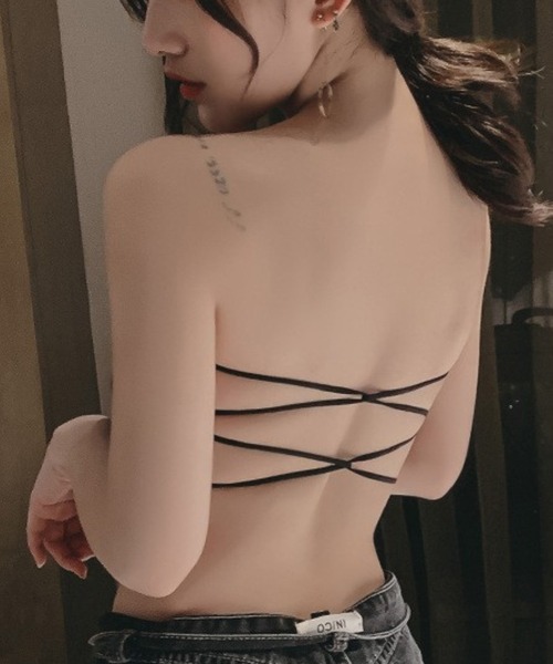 lit.Cy(リットシー)の「ボリュームアップ BACKクロス チューブトップ ベアトップ カップ付き(チューブトップ・レディース・ブラック/オフホワイト/クリーム・FREE)」の8枚目の写真
