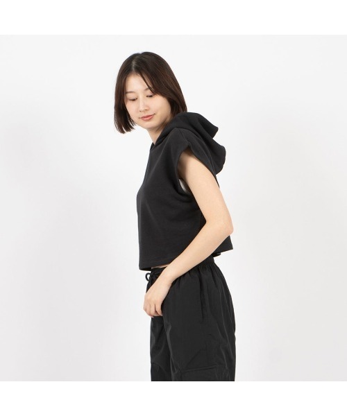 Reebok（リーボック）の「Bボール オフコート クロップ フーディー / BBALL OFF COURT  CROP HOODIE（パーカー・レディース・ブラック・SMALL/XX-LARGE/LARGE/MEDIUM/X-LARGE）」の2枚目の写真