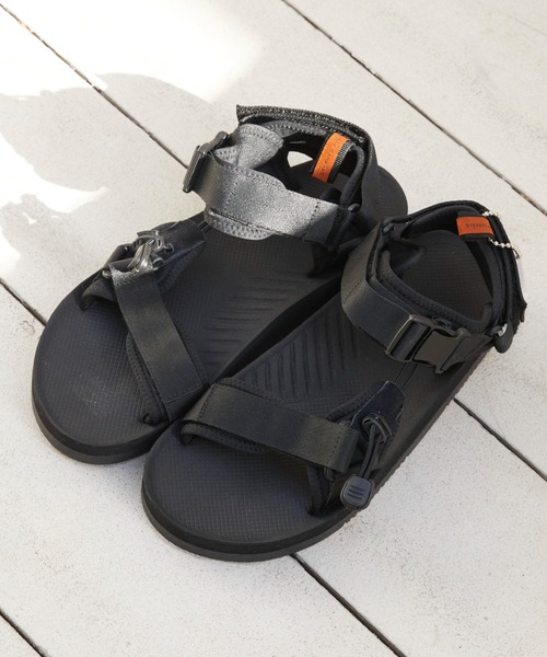 Doux archives（ドゥアルシーヴ）の「HIJACK CELTIC（サンダル・レディース・ブラック/オレンジ・38/36）」の2枚目の写真