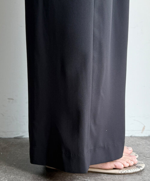 DouDou(ドゥドゥ)の「ドロストワイドパンツ(その他パンツ・レディース・チャコールグレー/オフホワイト/ブラック・FREE/TM)」の4枚目の写真
